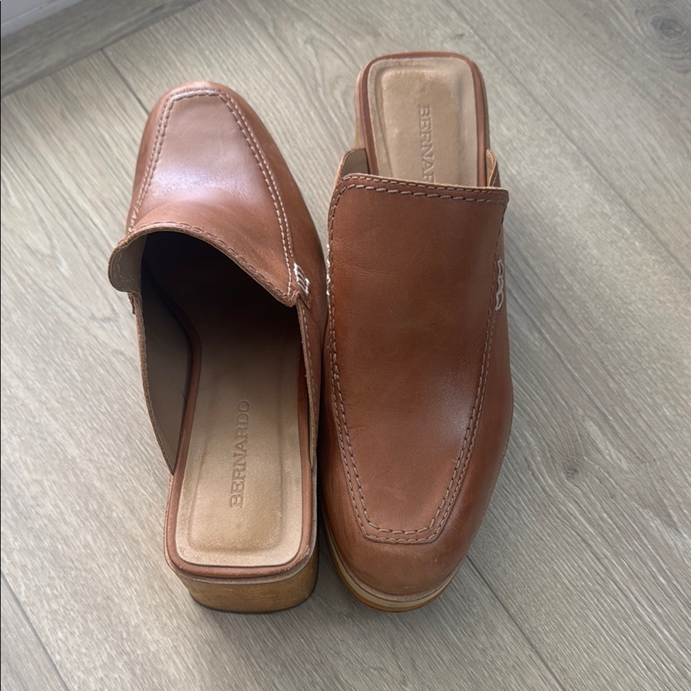 Women’s Brown Leather Slip-On Shoes - Picture 4 of 10